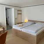 Ferienunterkuenfte Schroeder Mit Wlan, Garten & Grill *